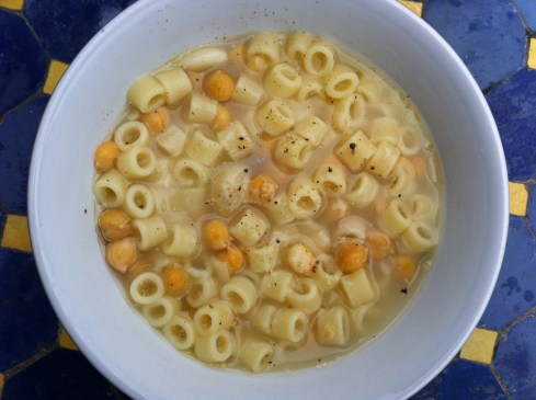 chickpea pasta soup