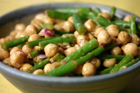 Chickpea green bean salad