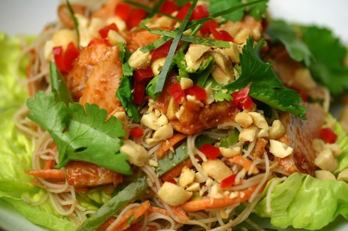 Miang kum salmon salad