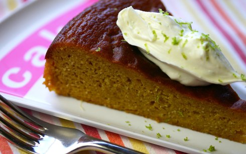 Sugar-free orange-almond cake