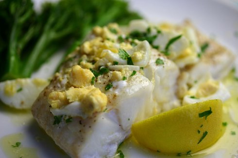 Cod with egg-butter sauce