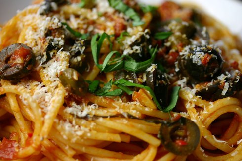 Spaghetti puttanesca