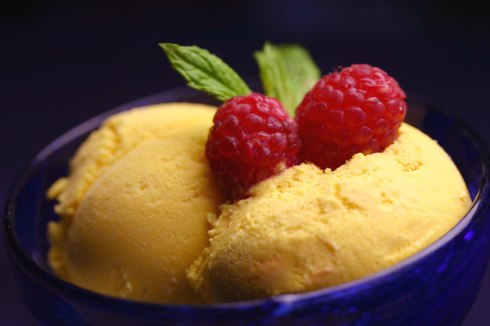 Mango ice cream