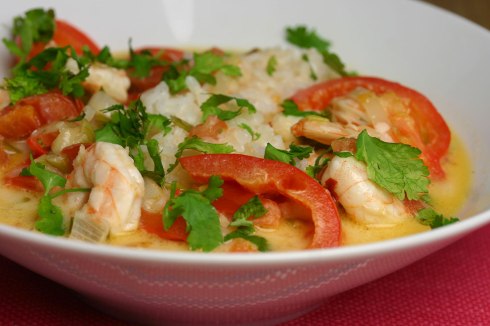 moqueca de camarão (Brazilian prawn stew)