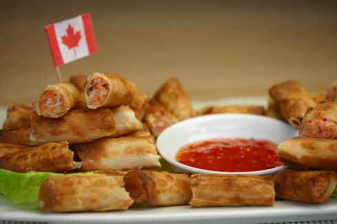 smoked salmon and cream cheese cigars